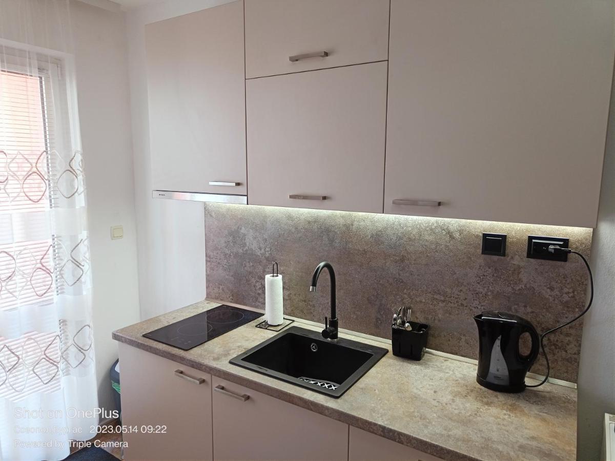 فندق Moni 85 Family House سوزوبول المظهر الخارجي الصورة